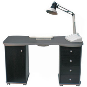 Маникюрный стол P18 с вытяжкой и лампой на колесах