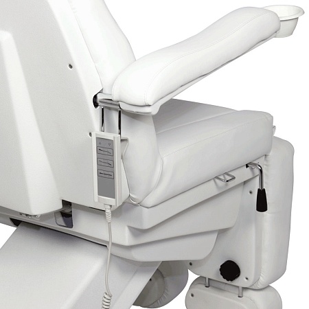 Педикюрное кресло МД 848 3А трехмоторное