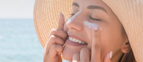 Топ-5 ошибок при использовании солнцезащитного крема для лица